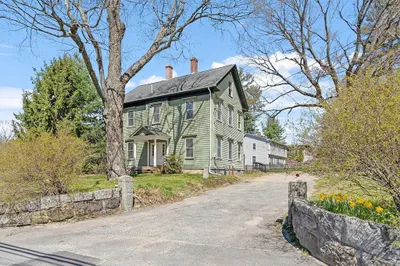 109 Central St 1