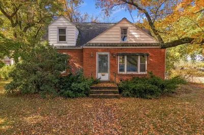 112 Pittroff Ave 1