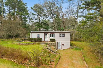 1 Emond Ave