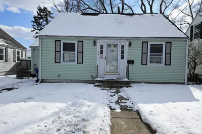 429 Beverage Hill Ave 1