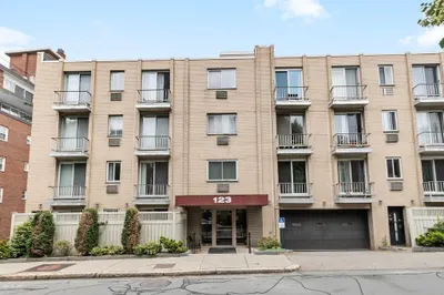 123 Sewall Ave #3C