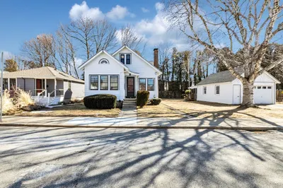39 Waterman Rd