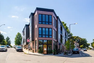 46 Belgrade Ave #2 1