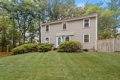 70 Oak St 1