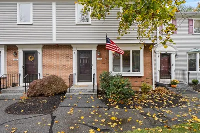 903 Foxwood Circle #903