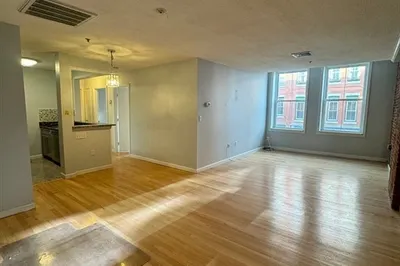 14 Washington St #3