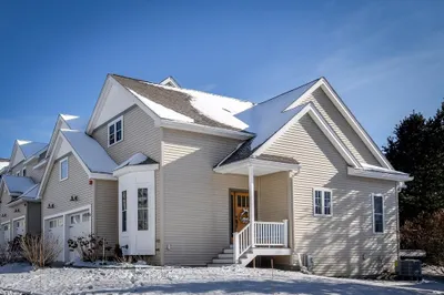 32 Garett Way #32 1