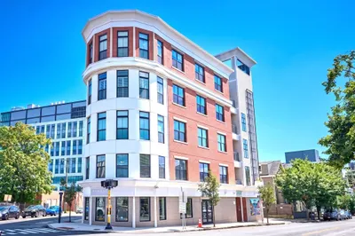 70 Prospect St #304 1