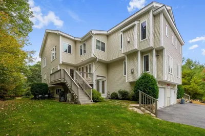 102 Old Bridge Lane #102