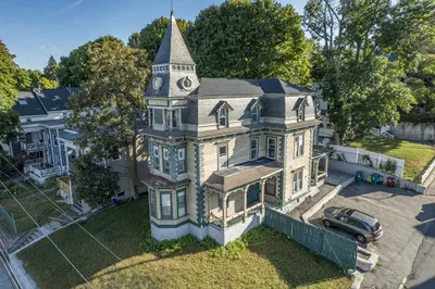 697 Bridge Street #3