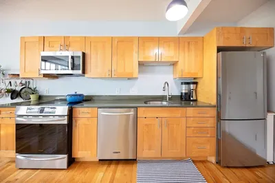 432 Norfolk Street #4G
