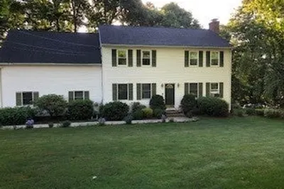 95 Oakridge Drive 1