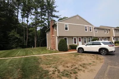 1430 Russell Rd #12 1
