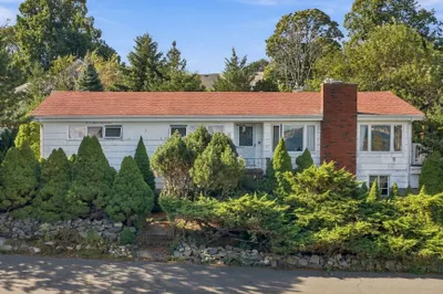 25 Maolis Road 1