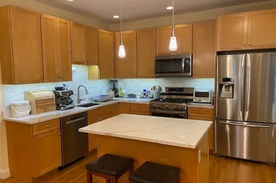 85-87 Francis Street #1