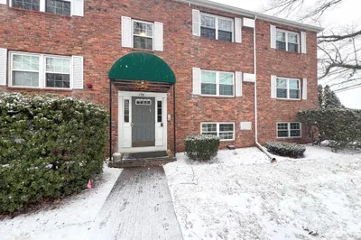 198 Boston Post Rd E Rd #1