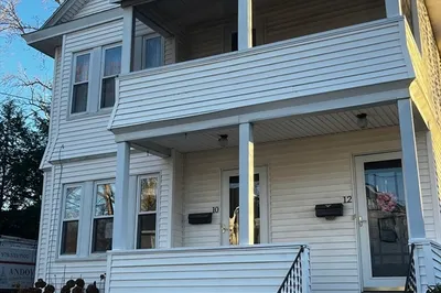 10 Harold St #1