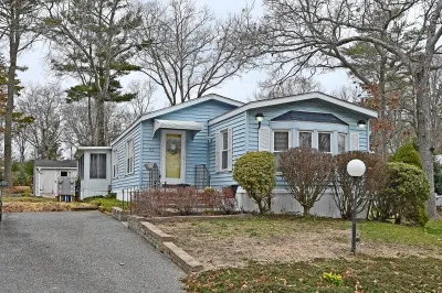 81 Great Hill Road 1