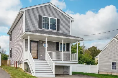 40 Comet Rd 1