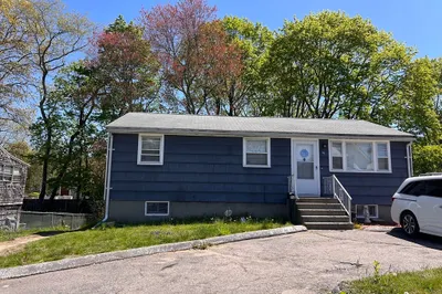 96 Hill St 1
