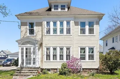 24 Richardson Ave #1