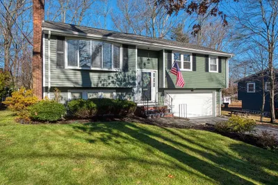 102 Alandale Ave