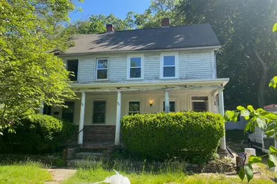 48-50 Main St