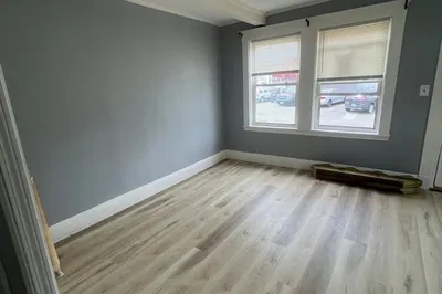 9 Willet St #9