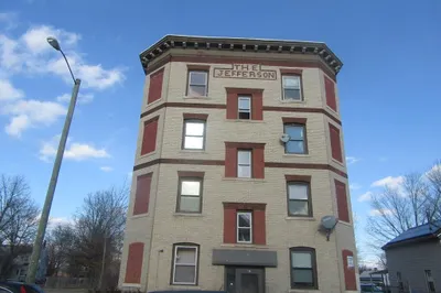 47 White St 1