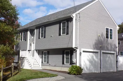70 Dana St 1