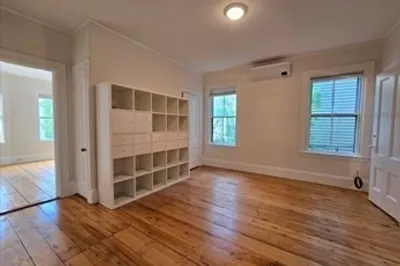 98 Boylston St #1 1