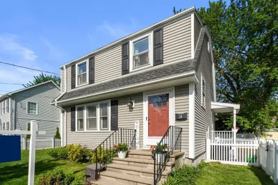 24 Keystone St 1