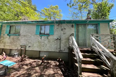 83 Cypress St
