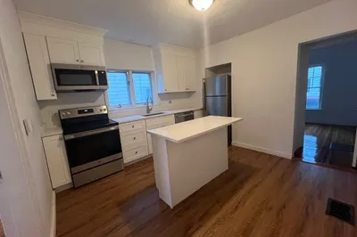 83 1/2 Summer St #1
