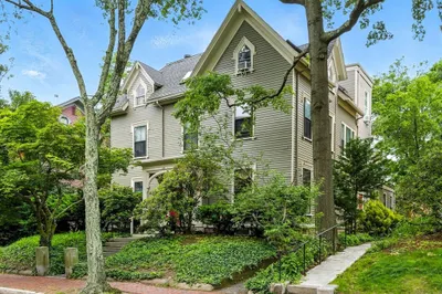 338 Harvard St. #1
