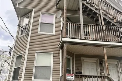 18-20 Watson St #3