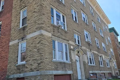240 Locust Street #4L 1