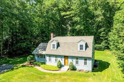 41 Shaker Road 1