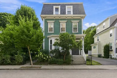 87 Green St #1 1