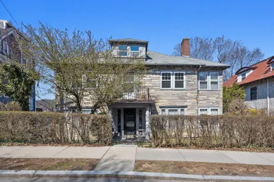 79 Winthrop Road 1