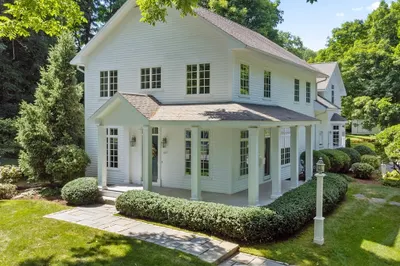 107 West Main Street 1