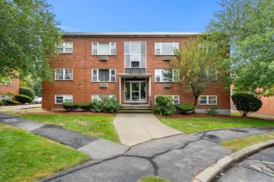 1105 Lexington Street #9-2