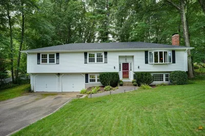 14 Walnut Rd