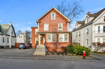 14 Middlesex Avenue 1