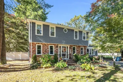 205 Foster Rd