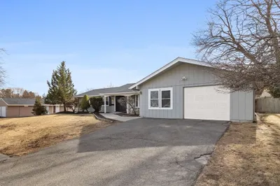 10 Walden Hill Drive 1