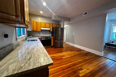 8-10 Seafoam Ave #2