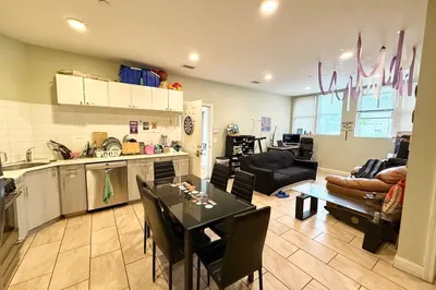 299 Dudley St #2 1