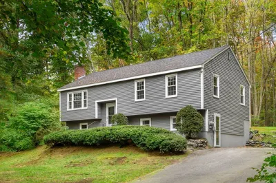 49 Lakin St