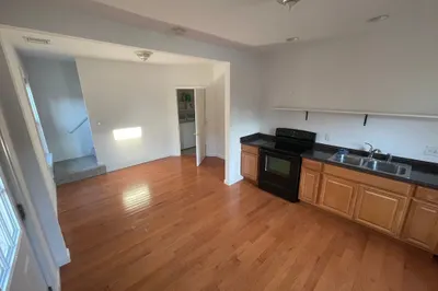 97 Cottage St #2 1